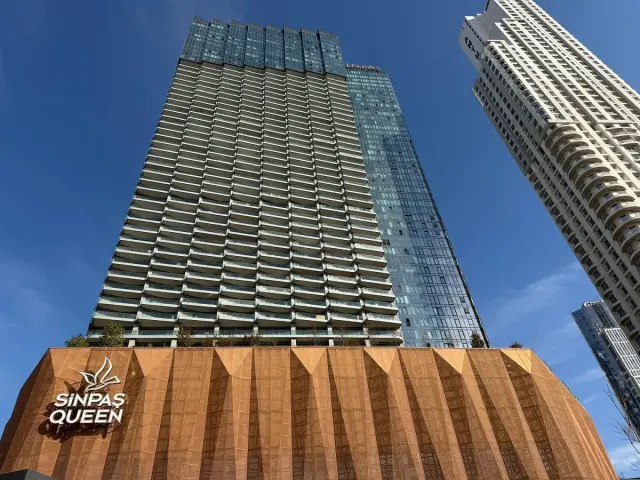 Şişli Cumhuriyet 1+1 Apartment with City and Golden Horn Views