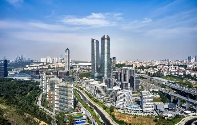 Commercial Property in Sarıyer Huzur, Istanbul