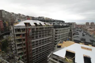 Modern 1+1 Apartment with Bosphorus and Sea Views in Beşiktaş Abbasağa, Istanbul · Photo 18
