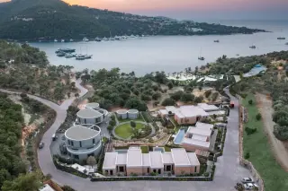 Göltürkbükü'nde Modern 5+1 Villa · Fotoğraf 47