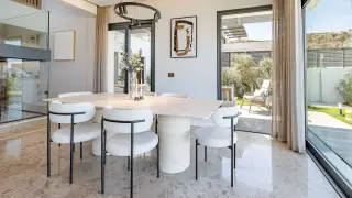 Bodrum Gümüşlük'te Deniz Manzaralı Modern 4+1 Villa · Fotoğraf 15