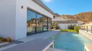 Bodrum Gümüşlük'te Deniz Manzaralı Modern 4+1 Villa · Fotoğraf 6