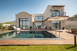 Bodrum Göltürkbükü'nde Deniz Manzaralı 4+1 Villa · Fotoğraf 2