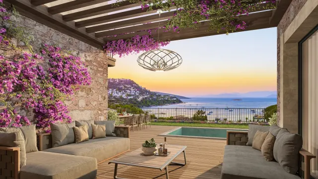 Bodrum Göltürkbükü'nde Deniz Manzaralı 4+1 Villa