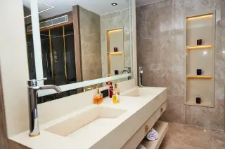 Villa mit 5+1 Zimmern in Göltürkbükü, Bodrum · Foto 27