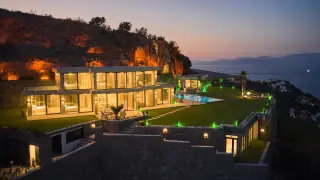 Villa mit 5+1 Zimmern in Göltürkbükü, Bodrum · Foto 2