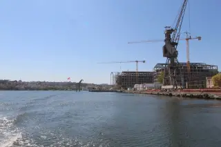 Современная квартира 1+1 в Кечеджи Пири, Бейоглу, Стамбул · Фото 30