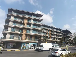 2+1 Apartment for Sale in Gülbahar Şişli, Istanbul · Photo 8