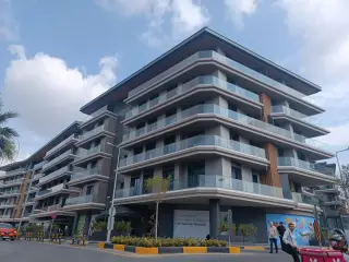 2+1 Apartment for Sale in Gülbahar Şişli, Istanbul · Photo 7