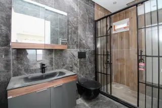 Çınarcık Hasanbaba'da Deniz ve Doğa Manzaralı 3+1 Villa · Fotoğraf 30