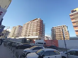 Sarıyer Huzur Mahallesi'nde 1+1 Modern Daire · Fotoğraf 35